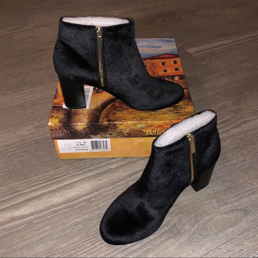 Bella Vita Women’s Ankle Bootie, Black Velvet 7.5